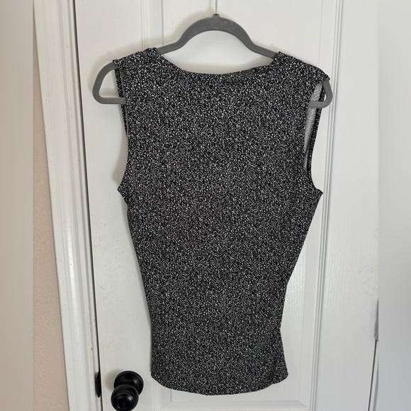 Whitehouse Black Market New York & Company Black and White Wrap Blouse small NWT - Picture 3 of 3